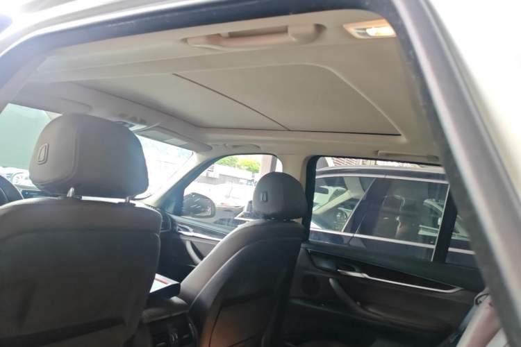 Used BMW X5 2018 xDrive35i Elegant Edition Headliner