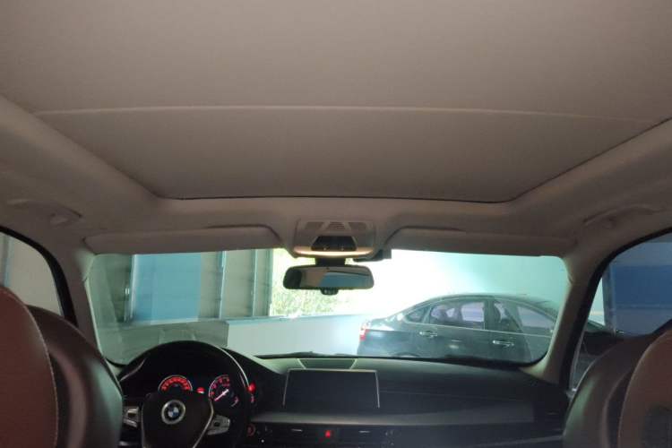 Used BMW X5 2018 xDrive35i Standard Model Small Screen Fabric Middle East Headliner