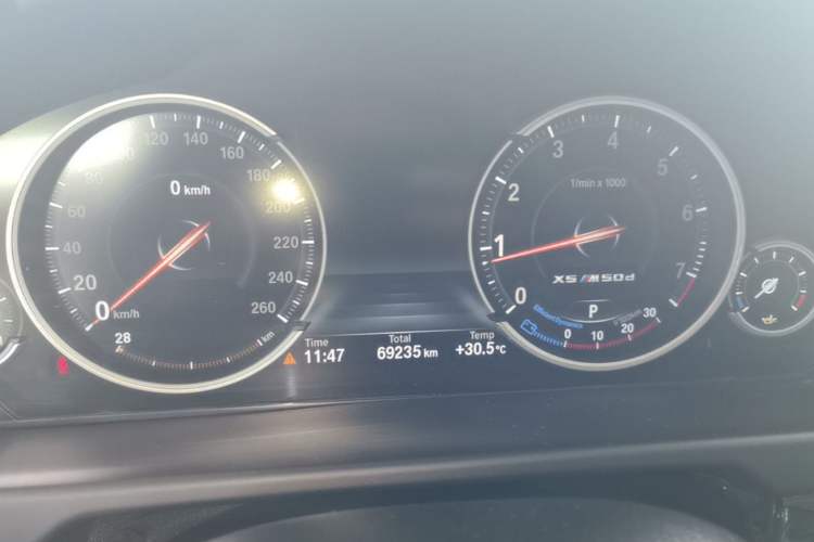 Used BMW X5 2018 xDrive28i Instrument Cluster