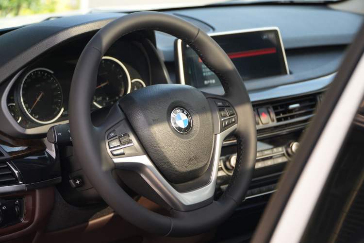 Used BMW X5 2018 xDrive28i Interior 3