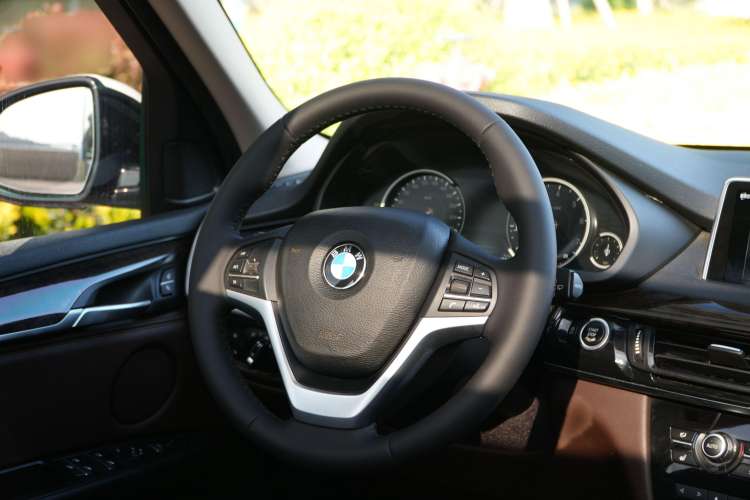 Used BMW X5 2018 xDrive28i Interior 4
