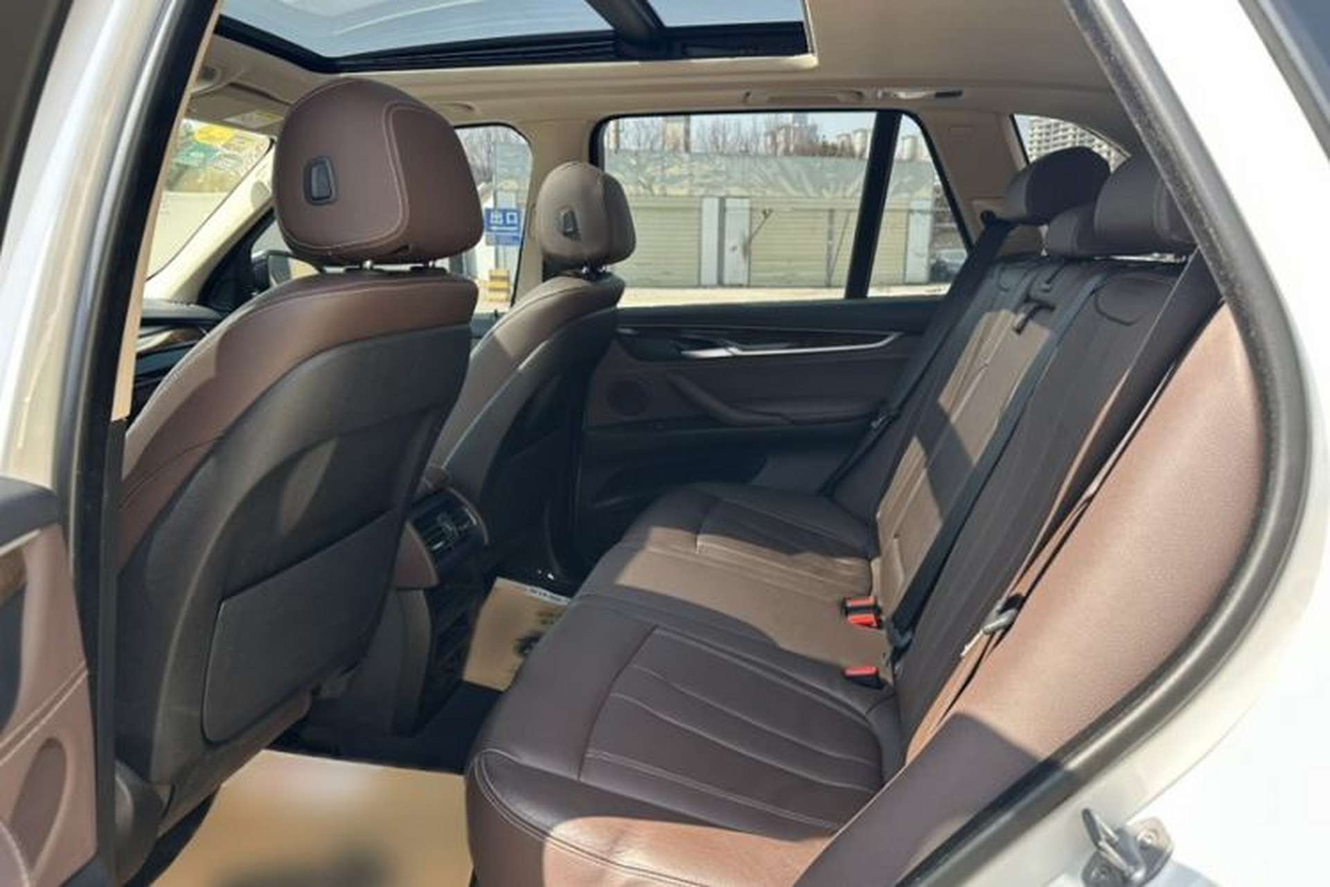 Used BMW X5 2018 xDrive28i Interior 8