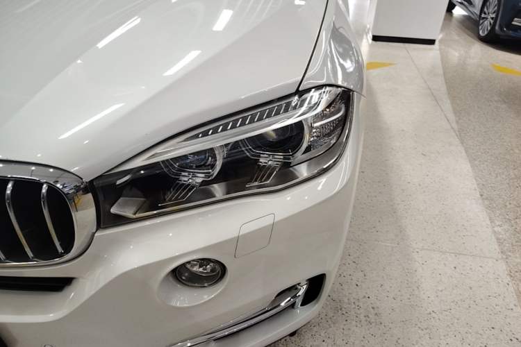 Used BMW X5 2018 xDrive28i Left Front Headlight