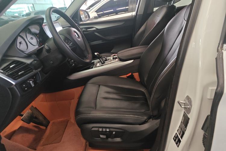 Used BMW X5  Left Front Seat