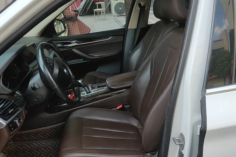 Used BMW X5 2018 xDrive28i Left Front Seat