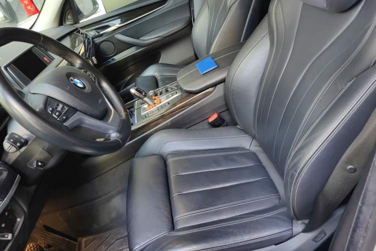 Used BMW X5  Left Front Seat