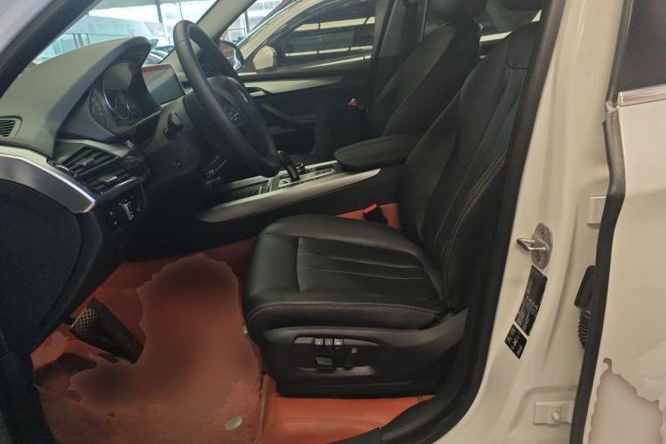 Used BMW X5  Left Front Seat