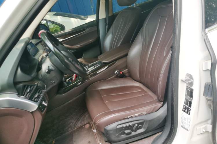 Used BMW X5 2018 xDrive28i Left Front Seat