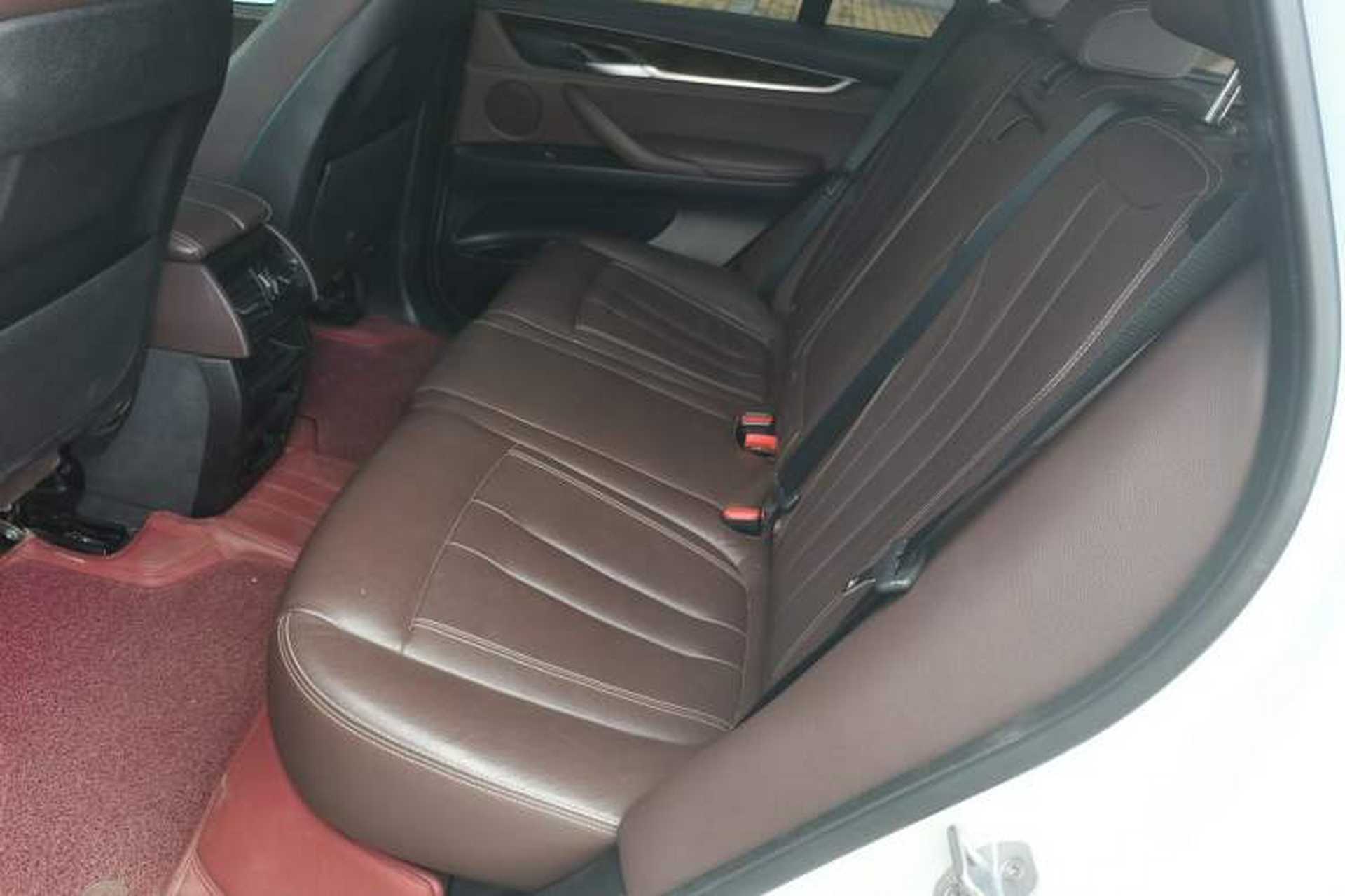 Used BMW X5 2018 xDrive28i Left Rear Seat