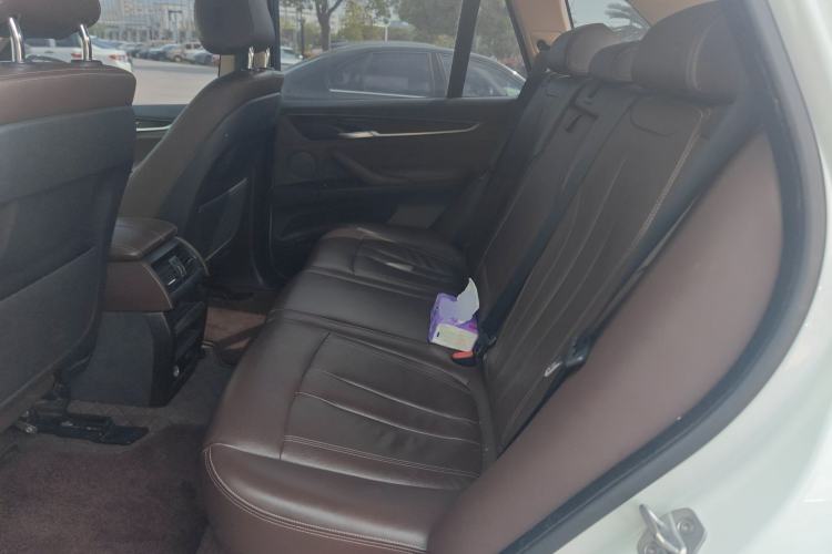 Used BMW X5 2018 xDrive28i Left Rear Seat
