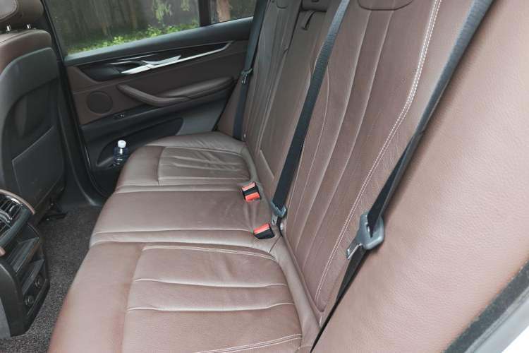 Used BMW X5 2018 xDrive35i M Sport Edition Left Rear Seat