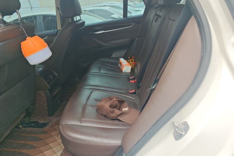 Used BMW X5 2018 xDrive28i Left Rear Seat