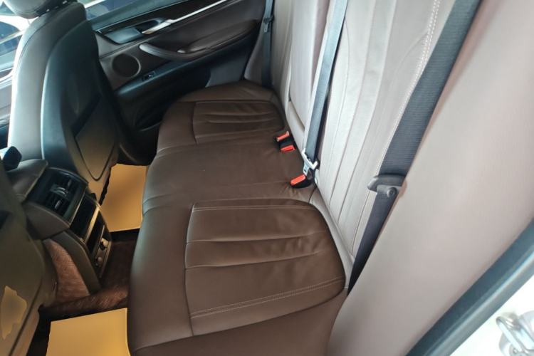 Used BMW X5 2018 xDrive35i Elegant Edition Left Rear Seat
