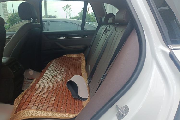 Used BMW X5 2018 xDrive28i Left Rear Seat
