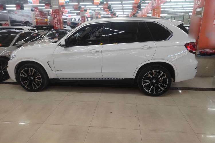 Used BMW X5 2018 xDrive35i Standard Model Small Screen Fabric Middle East Left Side