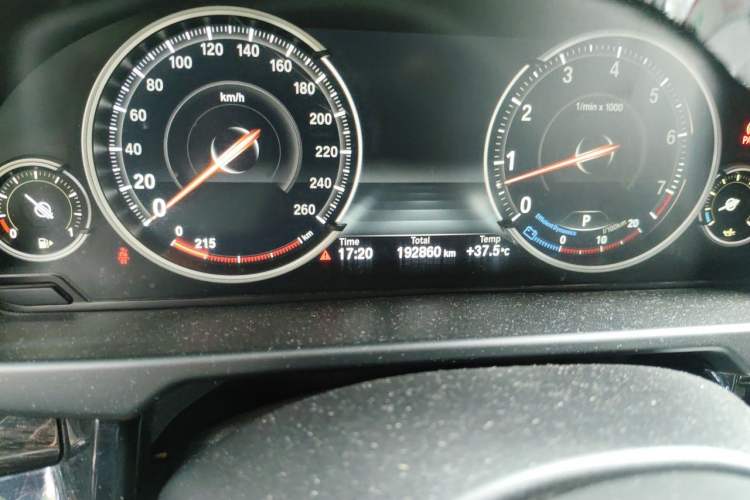 Used BMW X5  Odometer Close Up