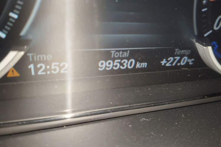 Used BMW X5 2018 xDrive35i Standard Model Small Screen Fabric Middle East Odometer Close Up