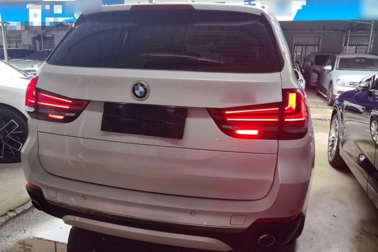Used BMW X5 2018 xDrive28i Rear