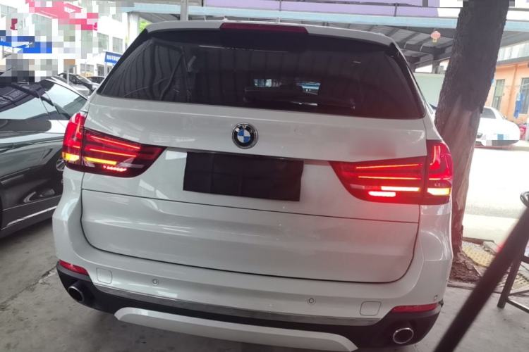 Used BMW X5 2018 xDrive28i Rear