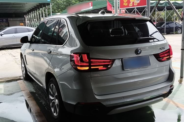 Used BMW X5 2018 xDrive28i Rear Left 45 Deg