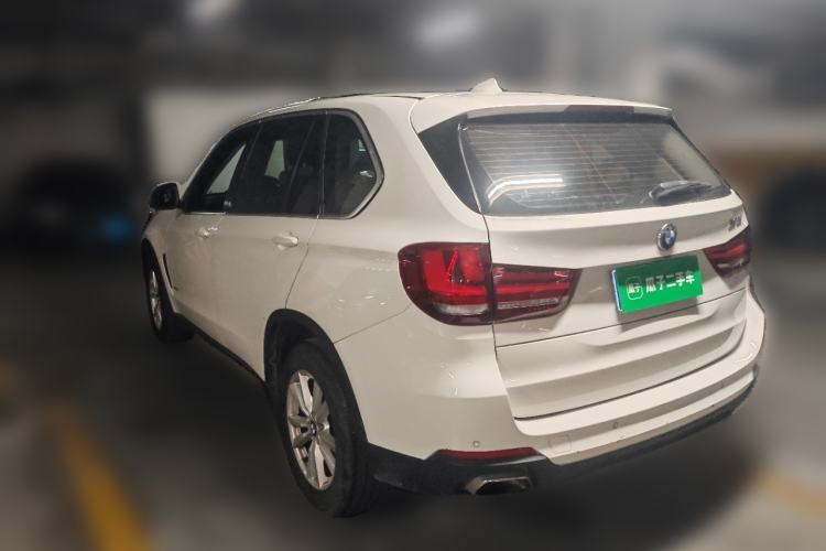 Used BMW X5  Rear Left 45 Deg