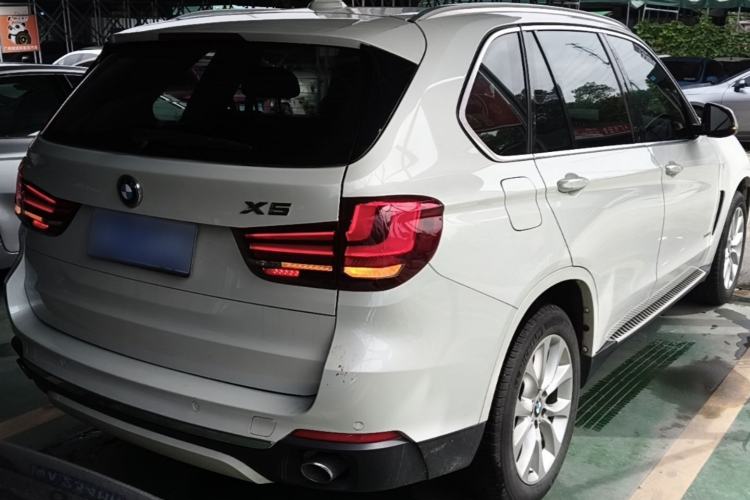 Used BMW X5 2018 xDrive28i Rear Right 45 Deg