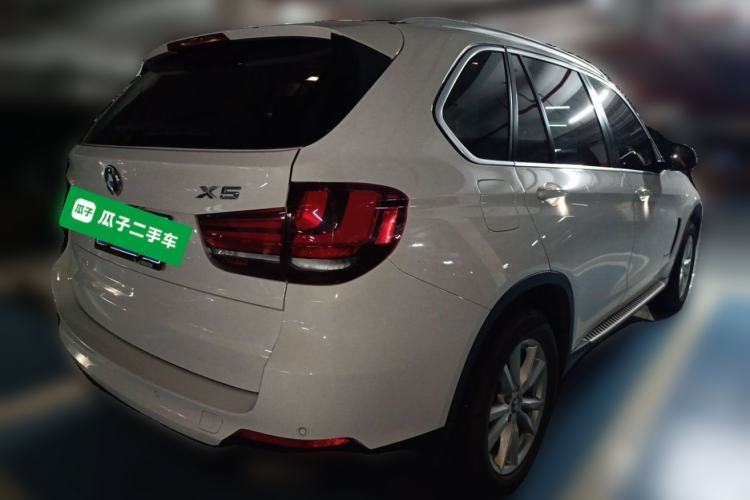Used BMW X5  Rear Right 45 Deg