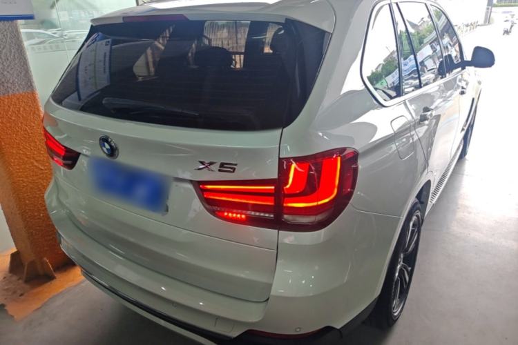 Used BMW X5 2018 xDrive35i Elegant Edition Rear Right 45 Deg