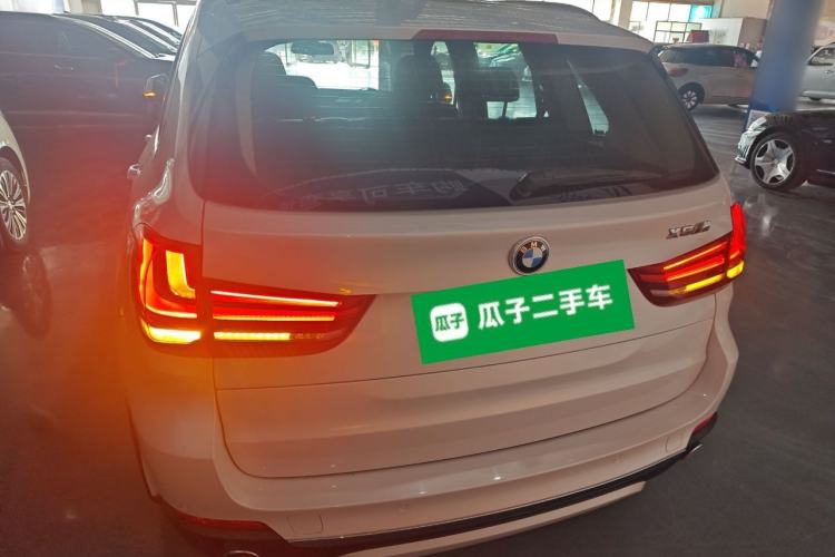Used BMW X5 2018 xDrive28i Rear