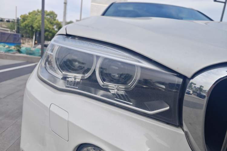 Used BMW X5 2018 xDrive35i Elegant Edition Right Front Headlight