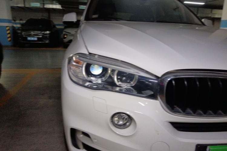 Used BMW X5  Right Front Headlight