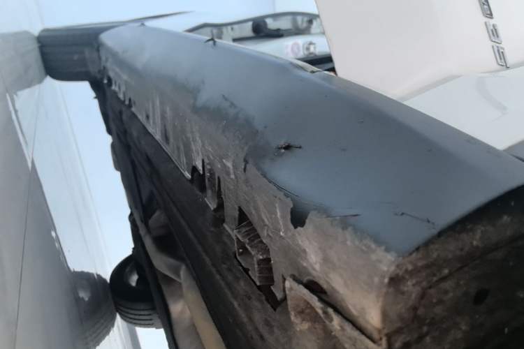 Used BMW X5 2018 xDrive35i Base Model Middle East Right Side Sill