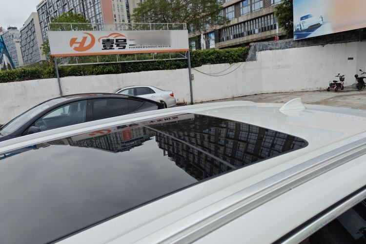 Used BMW X5 2018 xDrive28i Roof