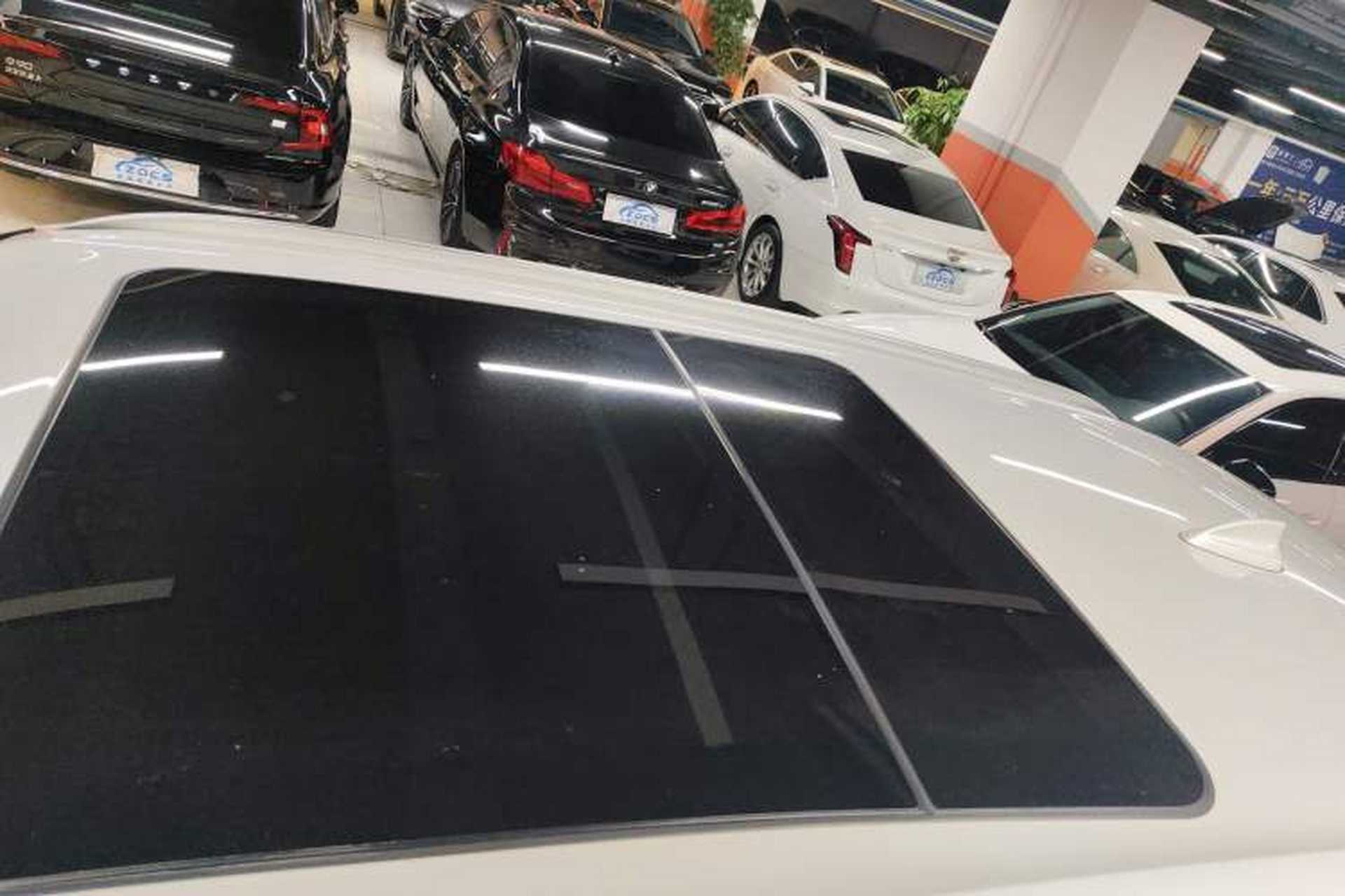 Used BMW X5 2018 xDrive28i Roof