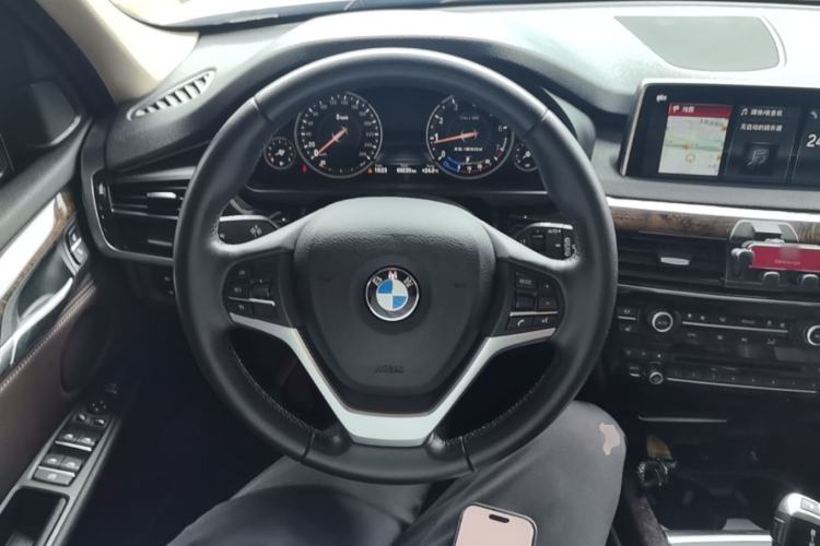 Used BMW X5 2018 xDrive28i Steering Wheel