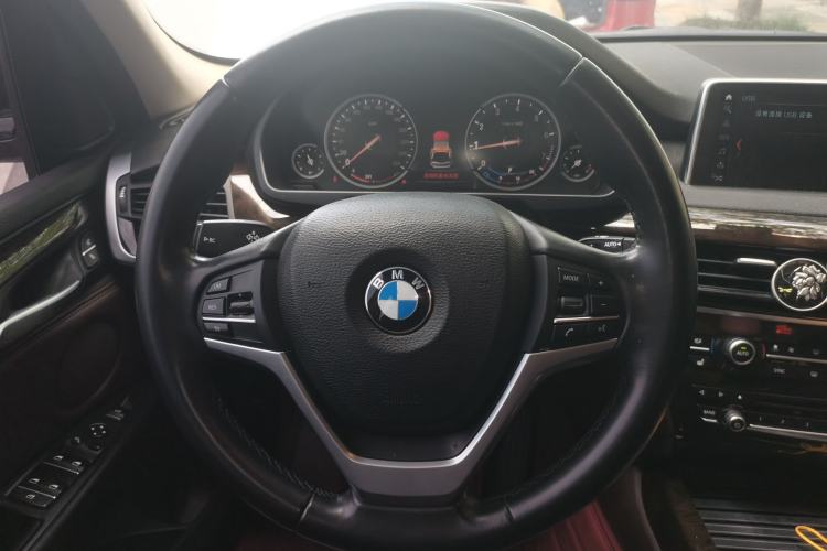 Used BMW X5 2018 xDrive28i Steering Wheel
