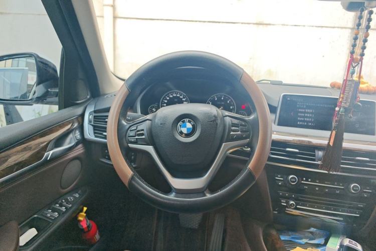 Used BMW X5 2018 xDrive28i Steering Wheel