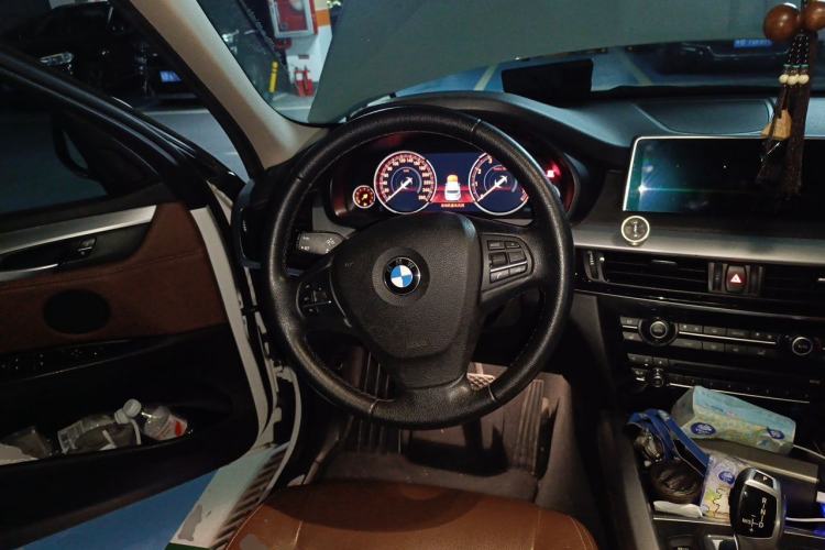 Used BMW X5  Steering Wheel