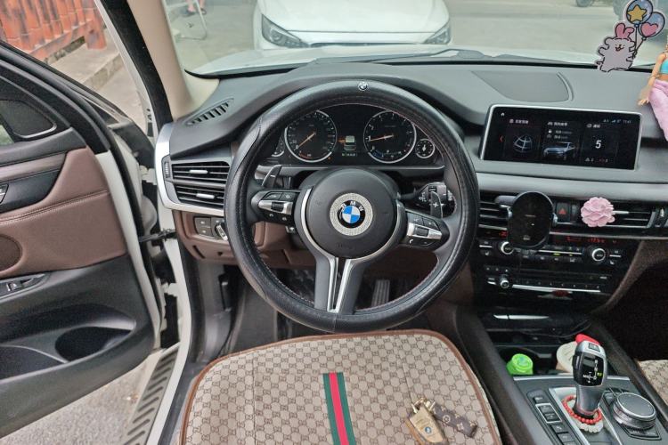 Used BMW X5 2018 xDrive28i Steering Wheel