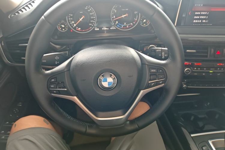 Used BMW X5 2018 xDrive35i Elegant Edition Steering Wheel