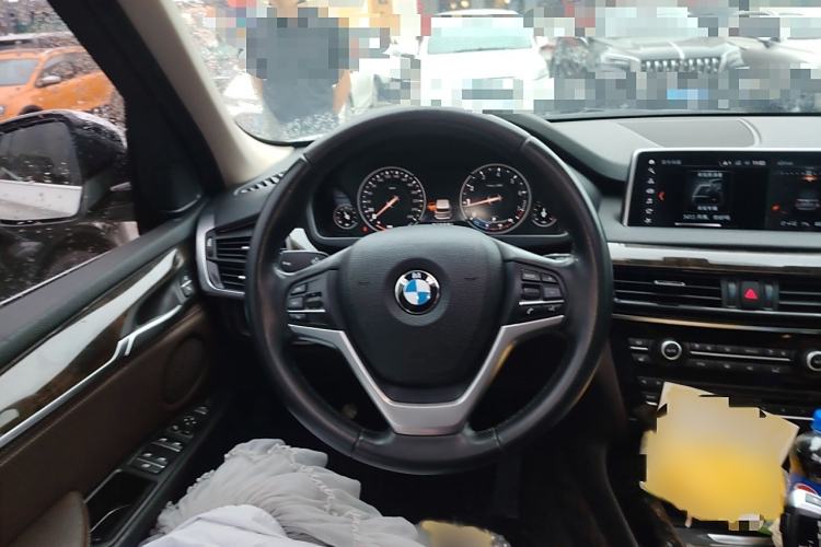 Used BMW X5 2018 xDrive28i Steering Wheel