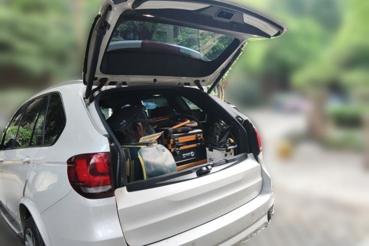Used BMW X5  Trunk
