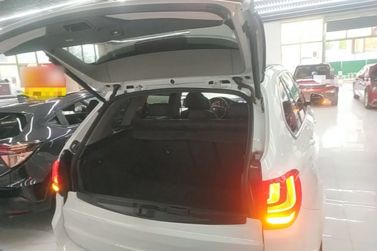 Used BMW X5 2018 xDrive35i Base Model Middle East Trunk