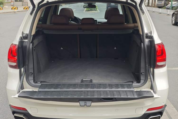 Used BMW X5 2018 xDrive35i Base Model Middle East Trunk