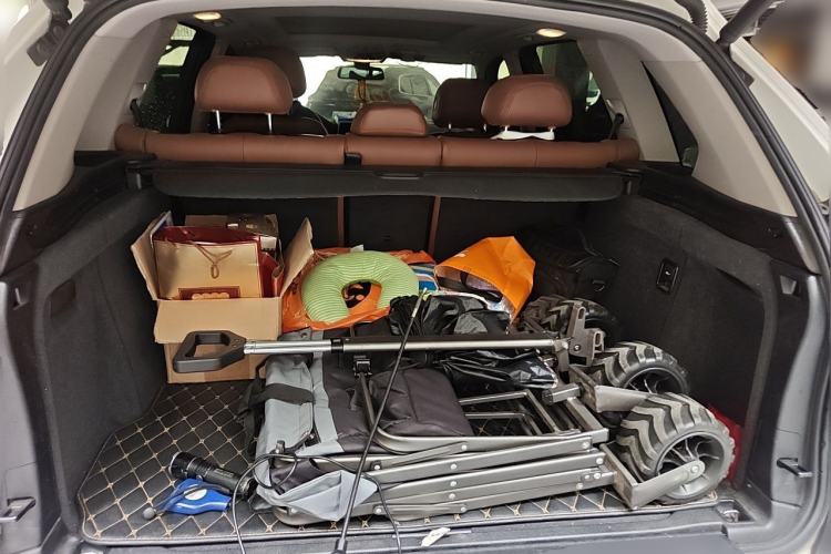 Used BMW X5  Trunk