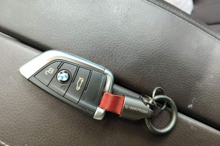 Used BMW X5  Vehicle Key