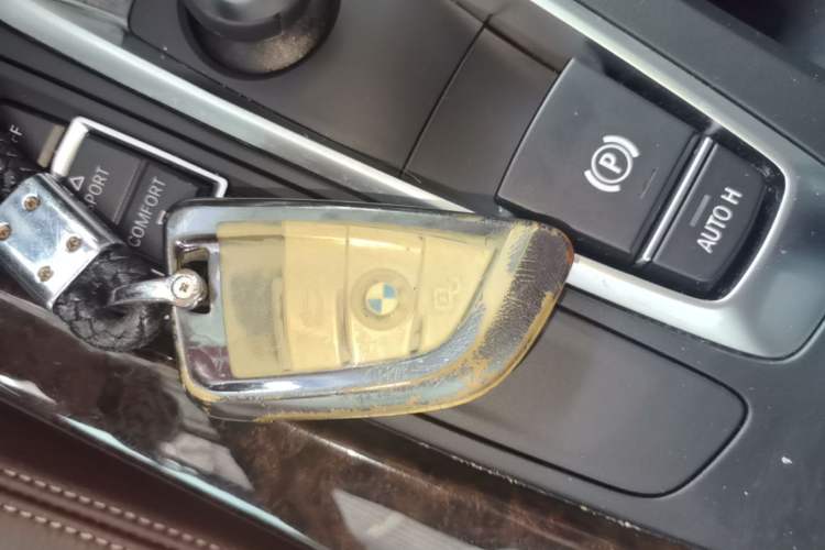 Used BMW X5 2018 xDrive28i Vehicle Key