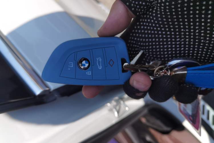 Used BMW X5 2018 xDrive28i Vehicle Key