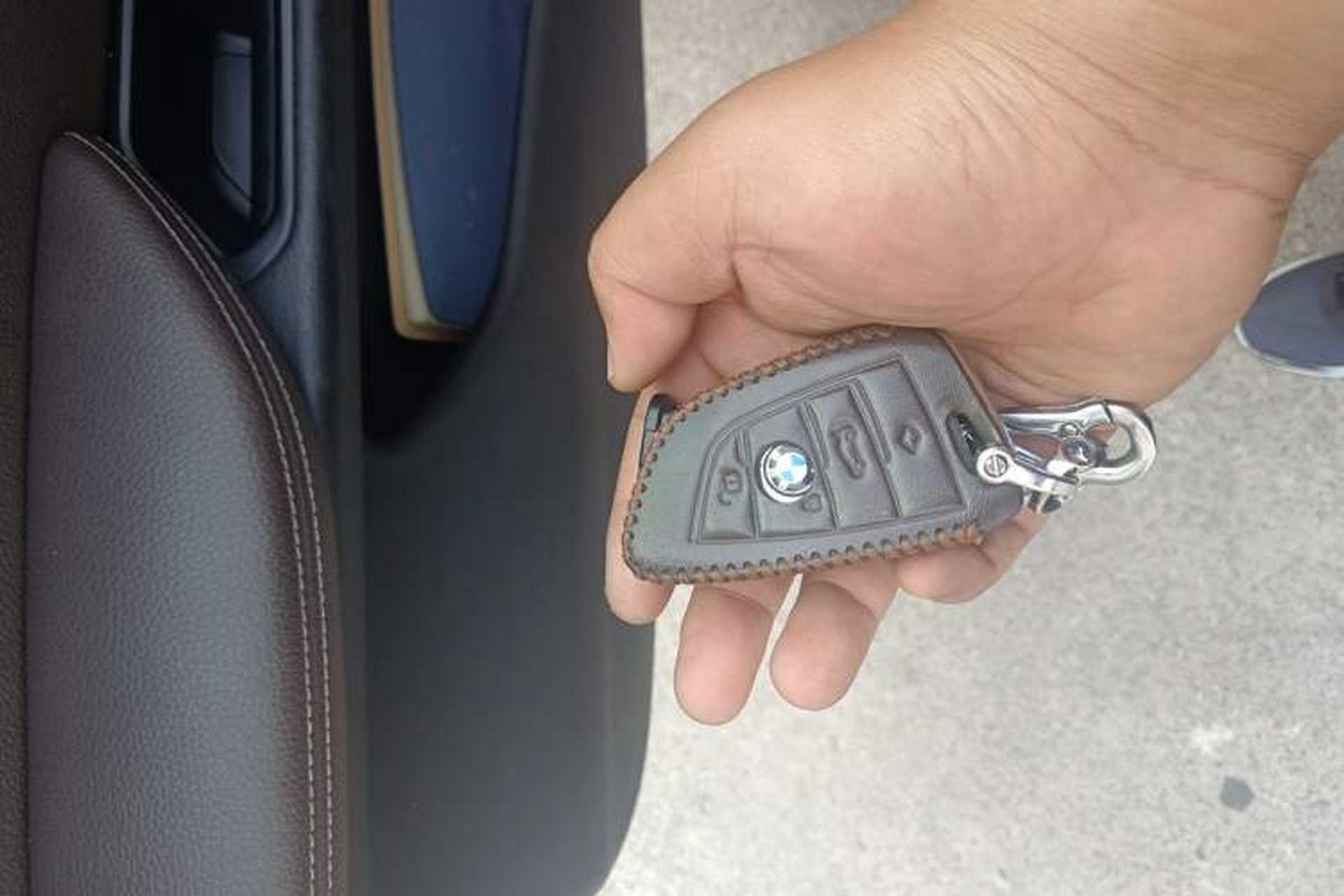 Used BMW X5 2018 xDrive28i Vehicle Key