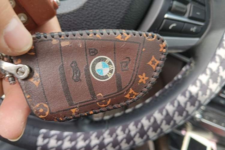 Used BMW X5 2018 xDrive28i Vehicle Key